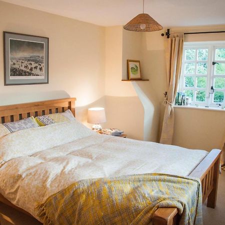 Bed and Breakfast Milton Farm East Knoyle Экстерьер фото