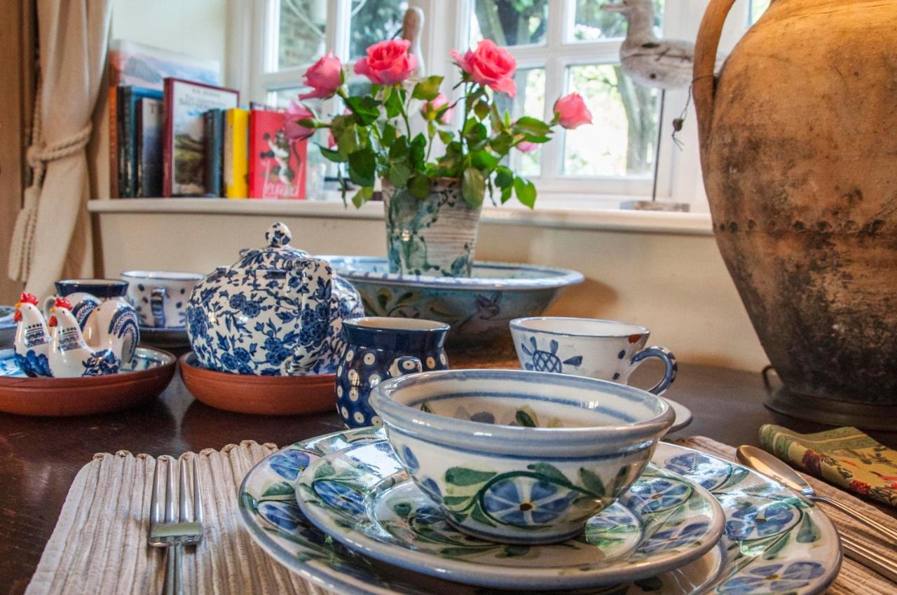 Bed and Breakfast Milton Farm East Knoyle Экстерьер фото